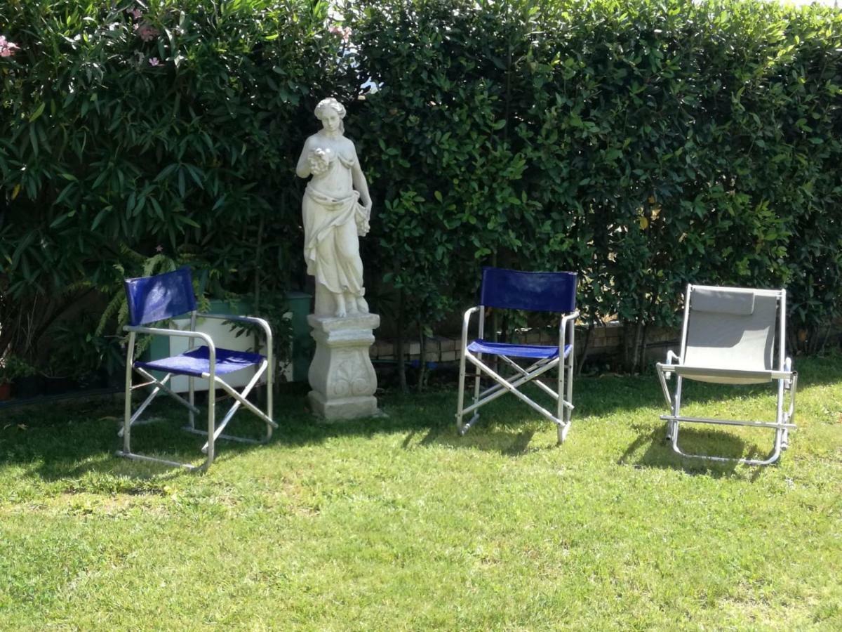 Appartamento In Seminterrato Zannone Sabaudia Buitenkant foto